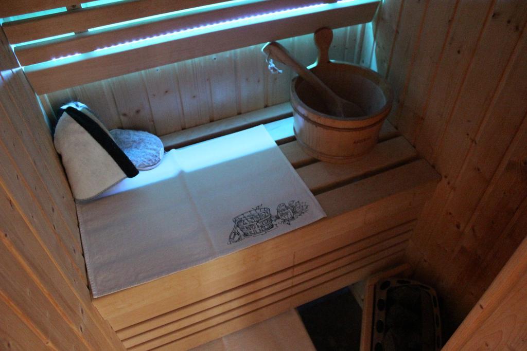 Apartman Relax So Saunou A Jakuzzi Namestovo Bagian luar foto